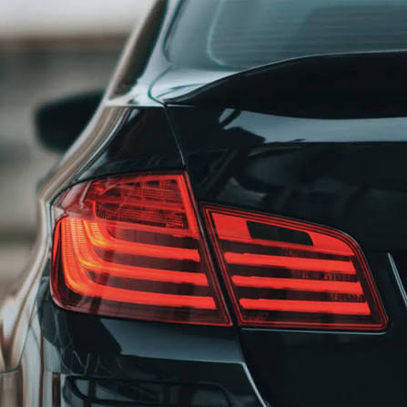 خطر عقب بی‌ام‌و BMW  F10 520i/528i